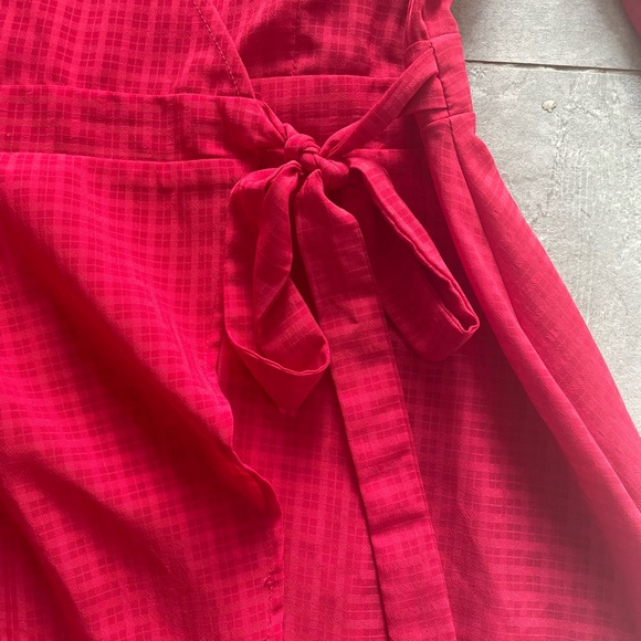 🌈SALE🌈 THE FIFTH LABEL Red Wrap Dress - Picture 4 of 8